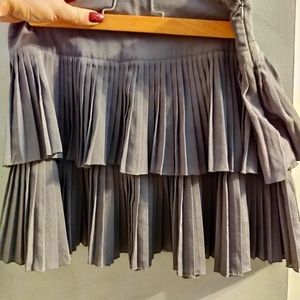 Pleated skirt
